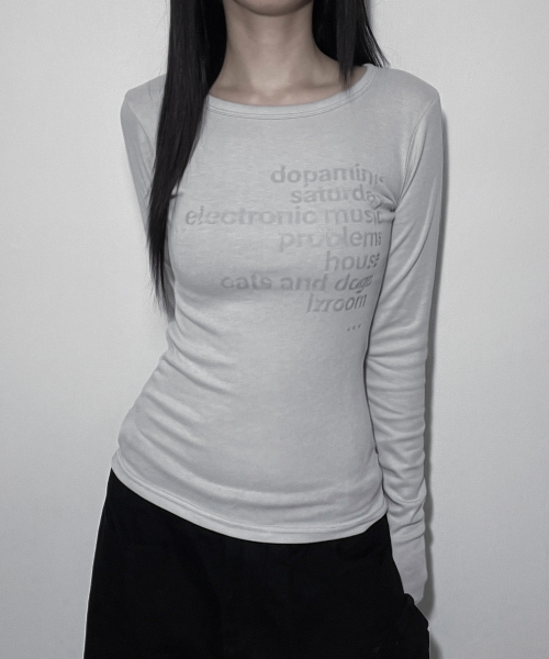 IZROOM(イズルーム)の「タイプ スリムフィット長袖トップス (LIGHT GRAY)(Tシャツ/カットソー・レディース・その他・FREE)」の3枚目の写真
