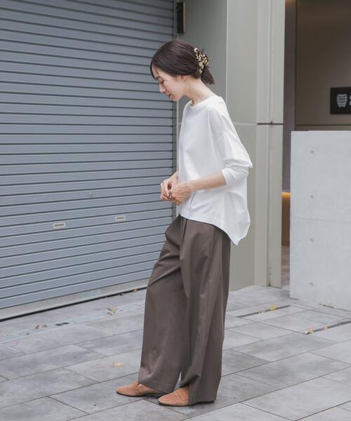 URBAN RESEARCH DOORS(アーバンリサーチドアーズ)の「コットンバックタック長袖プルオーバー 26AW(Tシャツ/カットソー・レディース・キャメル/オフホワイト/ブラック/ブルー系その他・FREE)」の10枚目の写真