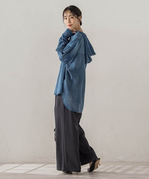Droite lautreamont(ドロワットロートレアモン)の「シアーデニムフードオーバーシャツ(シャツ/ブラウス・レディース・ブルー/ブラック・M)」の19枚目の写真
