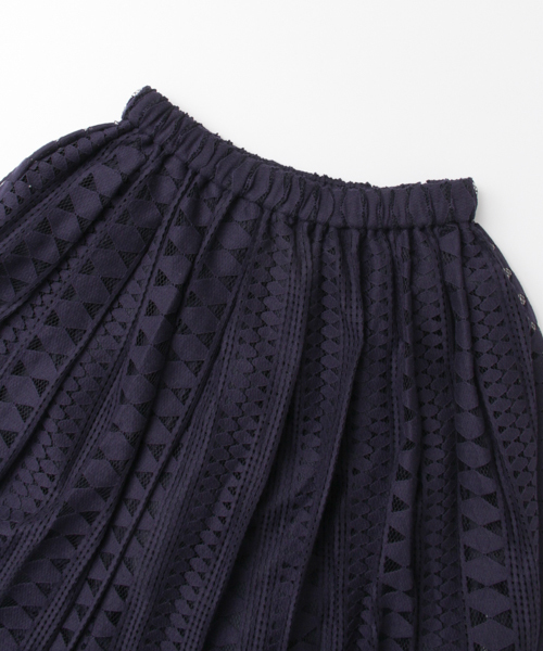 URBAN RESEARCH（アーバンリサーチ）の「UR 幾何レーススカート（スカート・レディース・ネイビー/オフホワイト・FREE）」の8枚目の写真