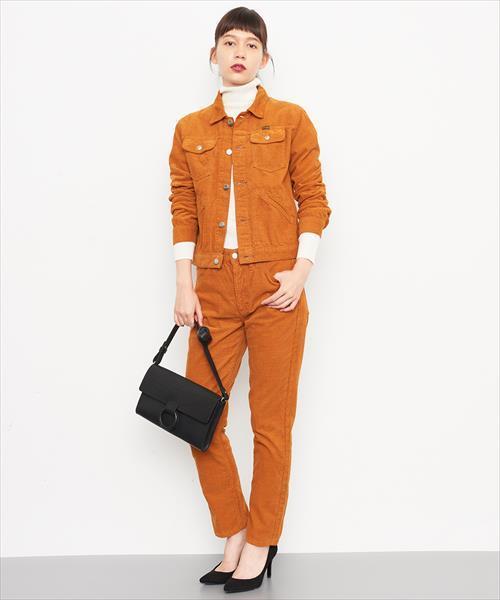 ADAM ET ROPE'（アダムエロペ）の「【Wrangler×ADAM ET ROPE'】コーデュロイジャケット（ブルゾン・レディース・キャメル/キナリ・36/38）」の4枚目の写真