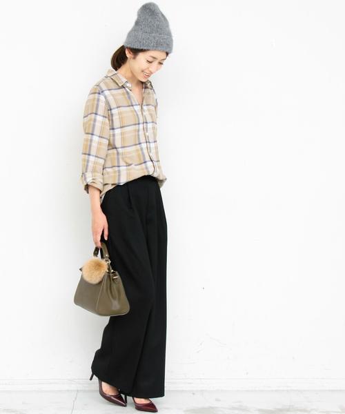 BEAUTY&YOUTH UNITED ARROWS（ビューティーアンドユースユナイテッドアローズ）の「BY サキソニータックワイドパンツ 3◆（その他パンツ・レディース・ベージュ/ブラック/ダークグレー/ワインレッド・MEDIUM/SMALL）」の7枚目の写真