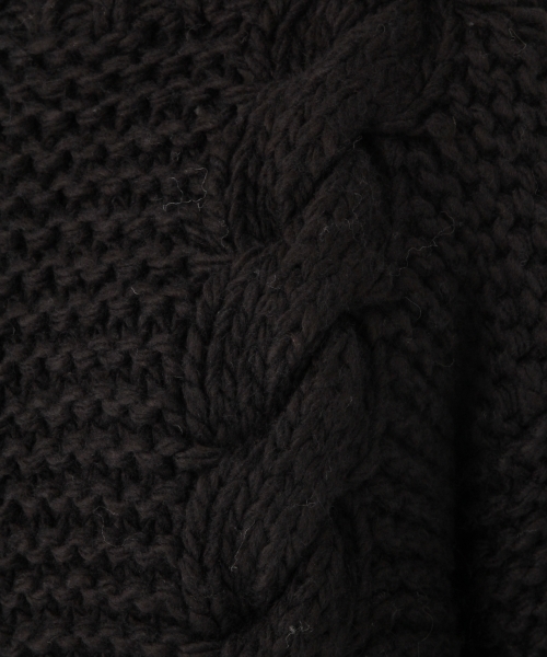 A part by（アパートバイ）の「AW/HANDケーブルタートルネックニット 768605 （ニット/セーター・レディース・オフホワイト/ブラック・FREE）」の9枚目の写真