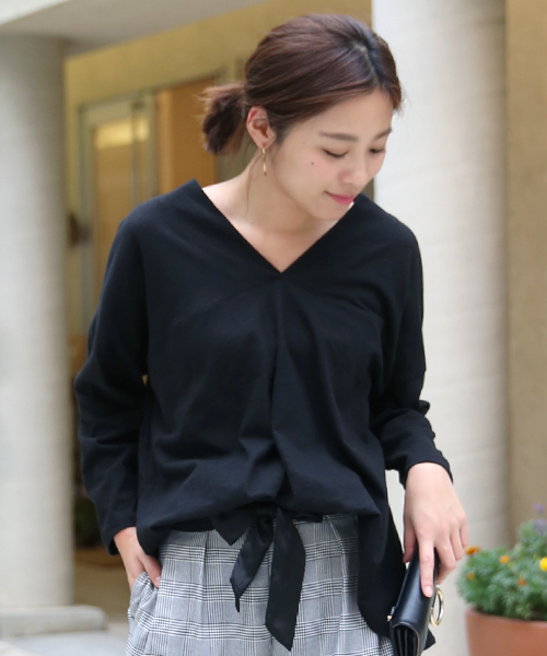 Bab Bou Jeloud（バブブージュルード）の「深Ｖネックゆるカットソー（Tシャツ/カットソー・レディース・オフホワイト/ブラック・38）」の8枚目の写真