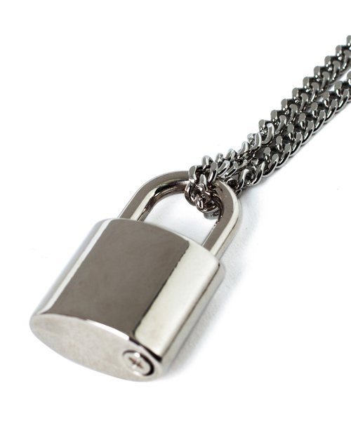an meets zakka(アンミツザッカ)の「an meets zakka 南京錠ネックレス(ネックレス・レディース・シルバー・ONE SIZE)」の5枚目の写真