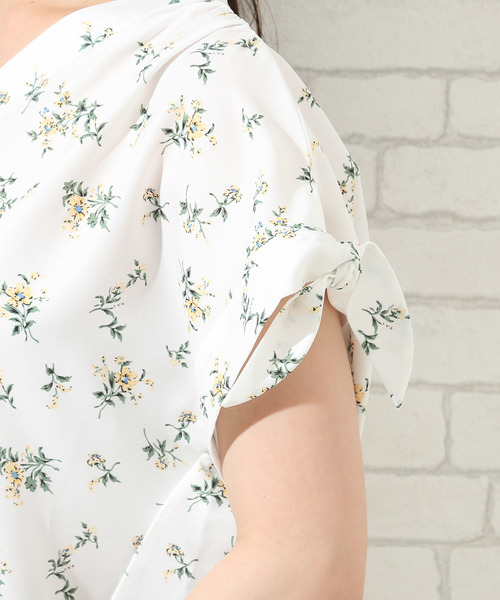 ROPE' PICNIC(ロペピクニック)の「花柄/ドット袖リボンブラウス(シャツ/ブラウス・レディース・ホワイト/ホワイト系その他/ネイビー/ブラック・38/40)」の10枚目の写真