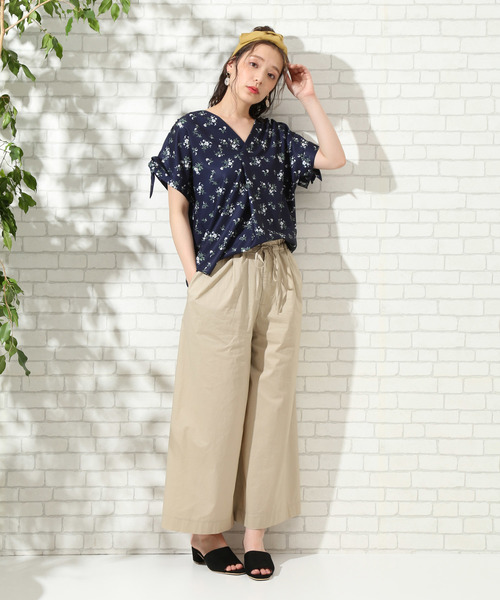 ROPE' PICNIC(ロペピクニック)の「花柄/ドット袖リボンブラウス(シャツ/ブラウス・レディース・ホワイト/ホワイト系その他/ネイビー/ブラック・38/40)」の17枚目の写真