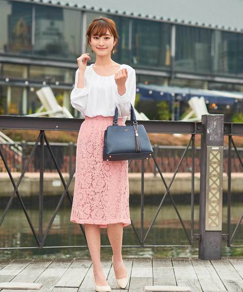 ALTROSE（アルトローズ）の「タッセル2WAYミニボストンバッグ ALTROSE  [フラン]（ボストンバッグ・レディース・ライトブルー/ブラック/ネイビー/ブラウン/グレー/アイボリー/マスタード/ワイン/ベージュ・FREE）」の19枚目の写真