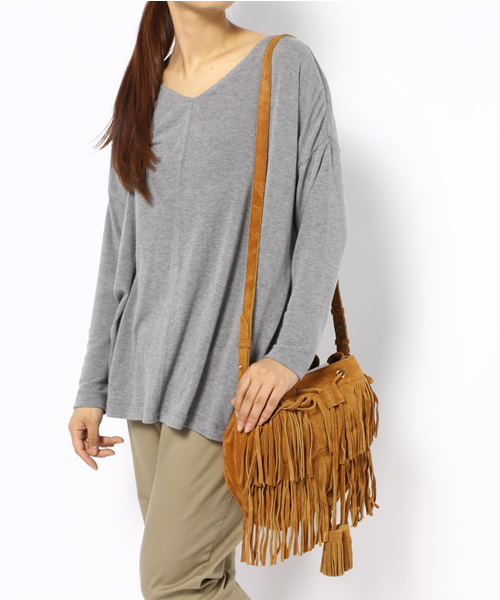 laule'a sunny side store(ラウレアサニーサイドストア)の「フリンジ巾着Bag(ショルダーバッグ・レディース・ピンク/キャメル/ターコイズブルー・FREE)」の4枚目の写真