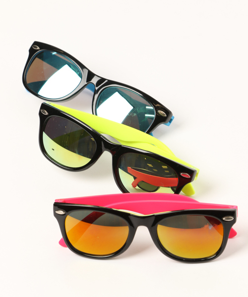 BAYFLOW（ベイフロー）の「[KIDS]UVカラーサングラス（サングラス・キッズ・ピンク/イエロー/ブルー/ブラック・FREE）」の16枚目の写真