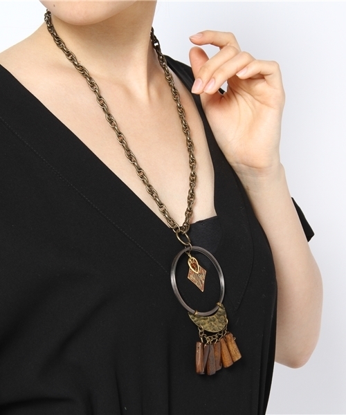 goa（ゴア）の「AG×ウッドネイティブビックヘッドネックレス（ネックレス・レディース・その他・FREE）」の2枚目の写真