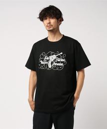 【Bk】【pledge】ギターガンプリントTシャツ