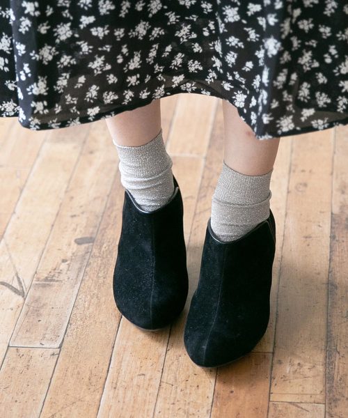 menue（メヌエ）の「バイカラーサイドゴアブーティ（ブーツ・レディース・ブラック/ブラック系その他/ブルー系その他/ブラウン系その他/ネイビー/ブラック系その他2/グレイッシュベージュ/ブルー系その他2/ブルー系その他3/ブラウン系その他2/ベージュ系その他/ダークブラウン/ブラック系その他3・XS/S/M/L/LL/3L/4L）」の19枚目の写真