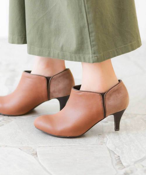 menue（メヌエ）の「バイカラーサイドゴアブーティ（ブーツ・レディース・ブラック/ブラック系その他/ブルー系その他/ブラウン系その他/ネイビー/ブラック系その他2/グレイッシュベージュ/ブルー系その他2/ブルー系その他3/ブラウン系その他2/ベージュ系その他/ダークブラウン/ブラック系その他3・XS/S/M/L/LL/3L/4L）」の20枚目の写真