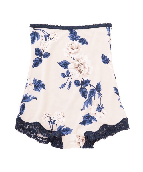 PEACH JOHN（ピーチジョン）の「【乾燥する季節に嬉しい！薄手でもたつかずフィット。腹巻付きで防寒対策に】Ｉｔ’ｓモイスティＨＡＲＡボーイ（インナーウェア/肌着・レディース・ブラック/ネイビー/オフホワイト/ピンク/グレー/ホワイト系その他/ブラック系その他/ピンク系その他/チャコール/ブルー/スモークピンク/ライトピンク/グレー系その他/ホワイト系その他2/チャコールグレー/コーラルピンク/ホワイト×グレー/ダークグレー/ブラック×ピンク/スミクロ/ホワイト×ピンク/ヘザーチャコール/レッド/ライトグレー/ダークネイビー/ライトベージュ/チャコールグレー×ブラック・SMALL/MEDIUM/LARGE/X-LARGE）」の4枚目の写真