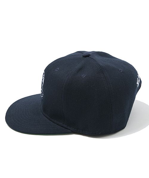 XLARGE（エクストララージ）の「SLANTED OG SNAPBACK CAP（キャップ・メンズ・ブラック/ネイビー/レッド・ONE SIZE）」の9枚目の写真