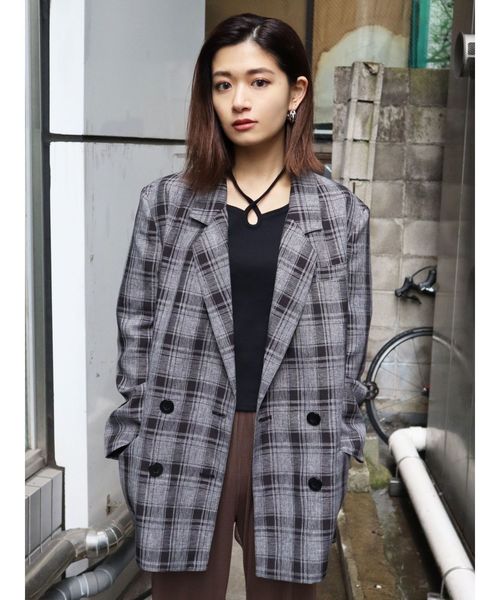 EMODA(エモダ)の「2WAYカッティングトップ(Tシャツ/カットソー・レディース・ブラウン/ブラック/ホワイト/ライム・FREE)」の18枚目の写真