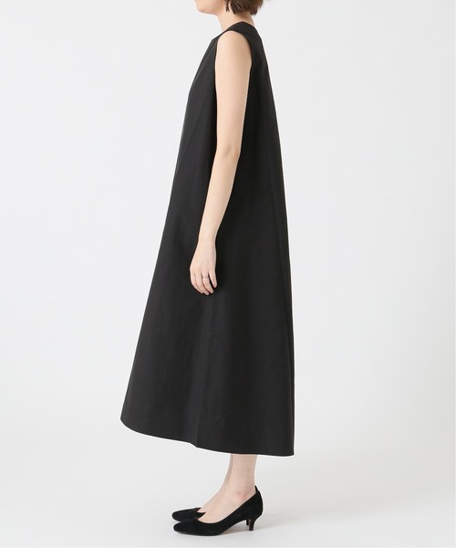 SLOBE IENA（スローブイエナ）の「【Champion/チャンピオン】SLOBE別注 ノースリーブタフタロングワンピース◆（ワンピース・レディース・ブラック/ベージュ/ネイビー・FREE）」の17枚目の写真