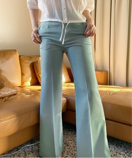 Heather(ヘザー)の「スリムフィットスラックス3 883929(スラックス・レディース・ブラック/アイボリー/ホワイト系その他/イエロー系その他/ピンク系その他/キャメル/グリーン/ホワイト系その他6/ブルー系その他・S/M/L)」の6枚目の写真