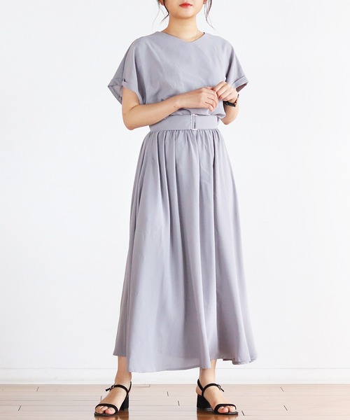 Ambre Neige（アンブルネージュ）の「フレンチスリーブワンピース／【WEB/EC限定商品】（ワンピース・レディース・ベージュ/ブルー系その他・FREE）」の2枚目の写真