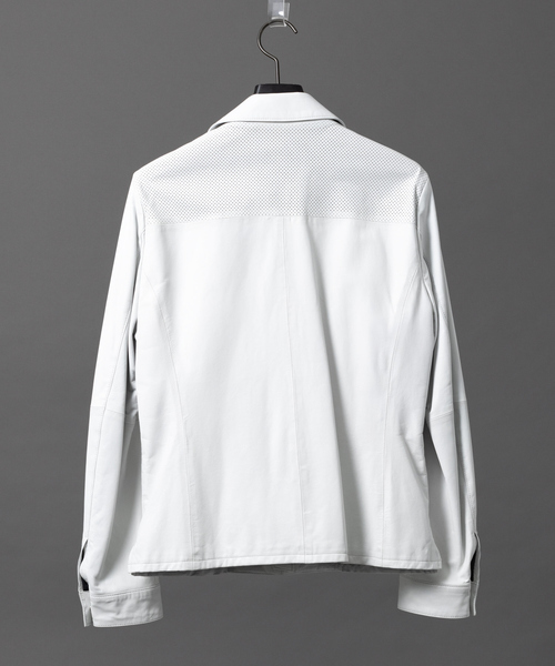 5351 POUR LES HOMMES（ゴーサンゴーイチプールオム）の「ウォッシャブルラムレザーシャツ（ブルゾン・メンズ・ホワイト/ブラック・44/46）」の3枚目の写真