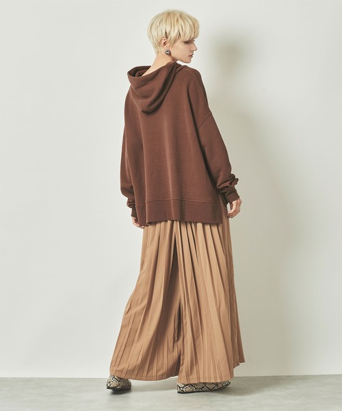 titivate（ティティベイト）の「ﾘﾗｯｸｽｿﾌﾄｶｯﾄｿｰﾌｰﾄﾞﾊﾟｰｶｰ（パーカー・レディース・ブラック/オリーブ/ブラウン系その他/グレイッシュベージュ・FREE）」の12枚目の写真