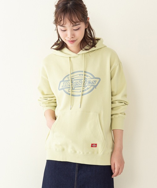 Dickies(ディッキーズ)の「【DICKIES/ディッキーズ】裏毛ロゴプリントパーカー ビッグロゴプリント(パーカー・レディース・ホワイト/ブラック/イエロー・MEDIUM/LARGE)」の1枚目の写真