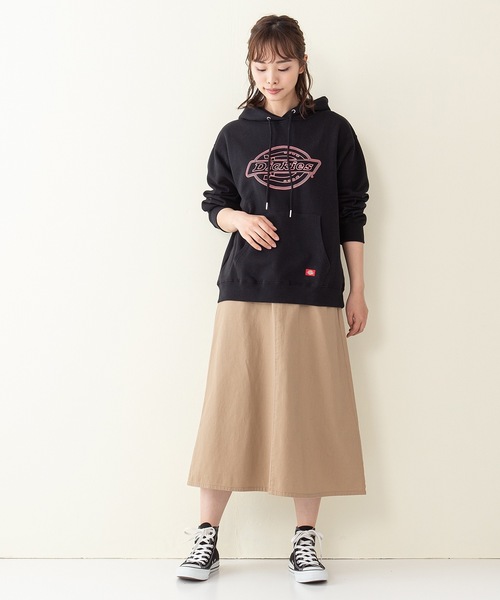 Dickies(ディッキーズ)の「【DICKIES/ディッキーズ】裏毛ロゴプリントパーカー ビッグロゴプリント(パーカー・レディース・ホワイト/ブラック/イエロー・MEDIUM/LARGE)」の11枚目の写真