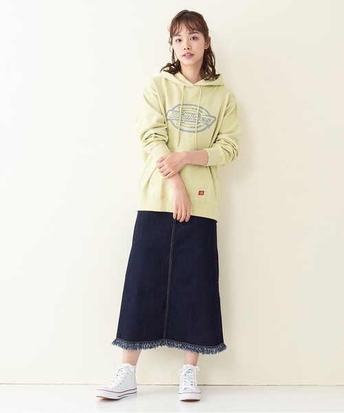Dickies(ディッキーズ)の「【DICKIES/ディッキーズ】裏毛ロゴプリントパーカー ビッグロゴプリント(パーカー・レディース・ホワイト/ブラック/イエロー・MEDIUM/LARGE)」の16枚目の写真