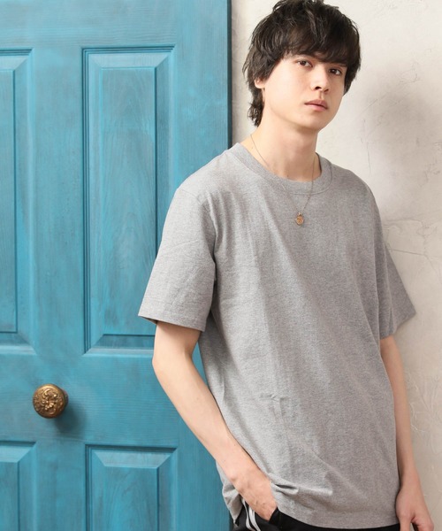FRUIT OF THE LOOM(フルーツオブザルーム)の「FRUIT OF THE LOOM フルーツオブザルーム クルーネック ヘビーウェイト Tシャツ(Tシャツ/カットソー・メンズ・ホワイト/ブラック/カーキ/ネイビー/グレー/ベージュ・M/S/LL/XL/L)」の3枚目の写真