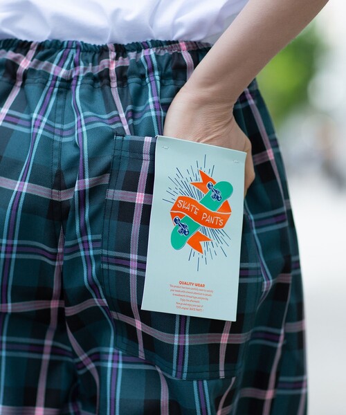 THE SHOP TK (ザ ショップ ティーケー )の「◆【WEB限定】リラックスシルエットスケーターショーツ/デニム/合皮/オンブレー/チェック/セットアップ対応可(その他パンツ・メンズ・オフホワイト/ブルー/ダークグリーン系1/ブラック/ベージュ系/ライトグリーン系/ブラック系/ブルー系・01/02/03/04)」の6枚目の写真