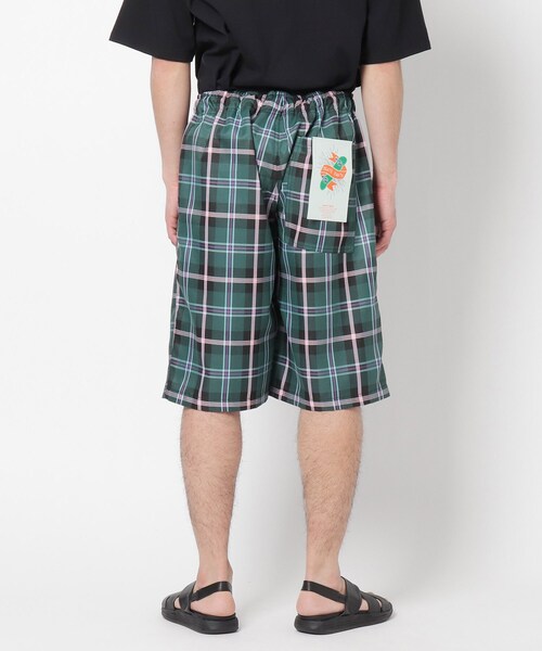 THE SHOP TK (ザ ショップ ティーケー )の「◆【WEB限定】リラックスシルエットスケーターショーツ/デニム/合皮/オンブレー/チェック/セットアップ対応可(その他パンツ・メンズ・オフホワイト/ブルー/ダークグリーン系1/ブラック/ベージュ系/ライトグリーン系/ブラック系/ブルー系・01/02/03/04)」の10枚目の写真