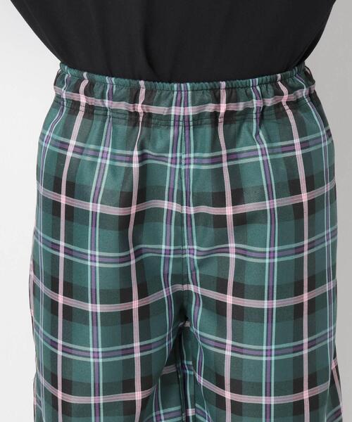 THE SHOP TK (ザ ショップ ティーケー )の「◆【WEB限定】リラックスシルエットスケーターショーツ/デニム/合皮/オンブレー/チェック/セットアップ対応可(その他パンツ・メンズ・オフホワイト/ブルー/ダークグリーン系1/ブラック/ベージュ系/ライトグリーン系/ブラック系/ブルー系・01/02/03/04)」の14枚目の写真