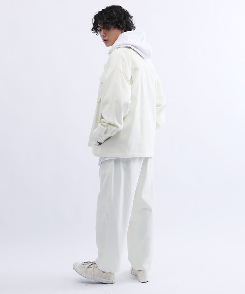 Lulu ＆ Arnie（るるあんどあーにー）の「オーバーサイズ 1タック ツイルパンツ（その他パンツ・メンズ・ブラック/グレー/オフホワイト/ブルーグレー/ブラック×ホワイト・MEDIUM/LARGE）」の18枚目の写真