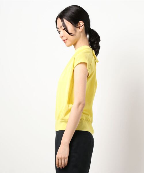 LE FOYER(ルフォワイエ)の「PATIO後ろリボンノースリーブプルオーバー(ニット/セーター・レディース・オフホワイト/ピンク/イエロー・38)」の4枚目の写真