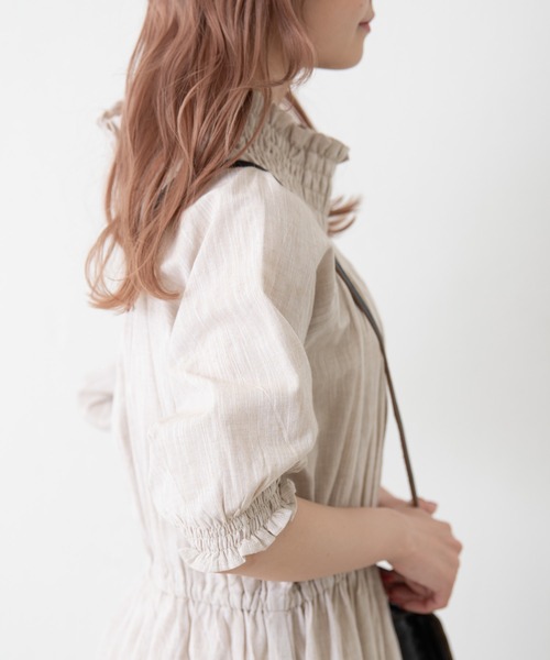 MERLOT（メルロー）の「ミックスヤーンシャーリングワンピース（ワンピース・レディース・グリーン/レッド/ベージュ・FREE）」の21枚目の写真