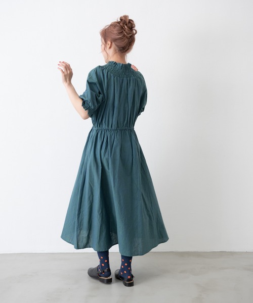 MERLOT（メルロー）の「ミックスヤーンシャーリングワンピース（ワンピース・レディース・グリーン/レッド/ベージュ・FREE）」の18枚目の写真