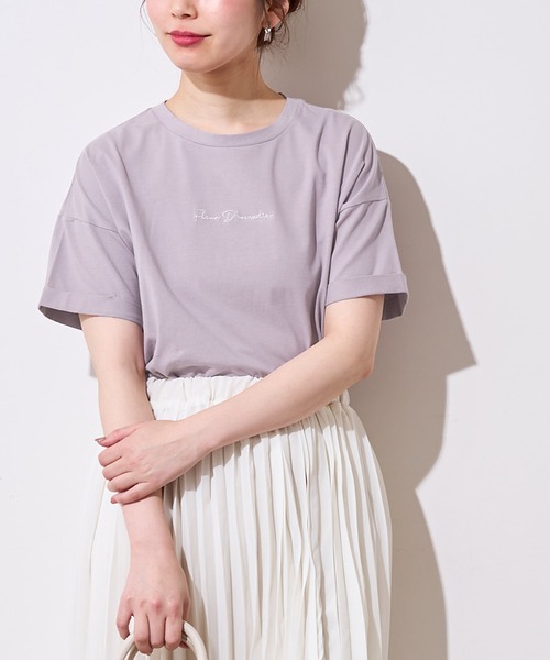 natural couture(ナチュラルクチュール)の「袖口ロールアップシルケットロゴT(Tシャツ/カットソー)」|ラベンダー