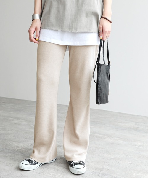 reca（レカ）の「リラックスフレアパンツ（その他パンツ・レディース・ベージュ系その他/ブルー系その他/ブラック・FREE）」の3枚目の写真