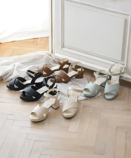 sango（sango）の「クロスストラップサンダル（サンダル・レディース・ブラック/ブルー/ブラウン/ベージュ・LL/3L/SS/S/M/L）」の7枚目の写真