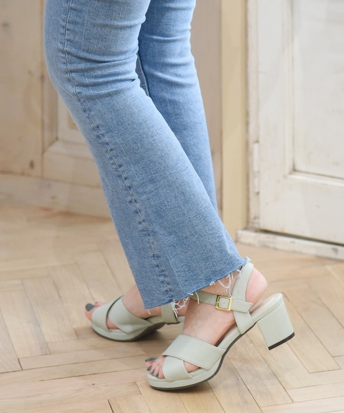 sango（sango）の「クロスストラップサンダル（サンダル・レディース・ブラック/ブルー/ブラウン/ベージュ・LL/3L/SS/S/M/L）」の19枚目の写真