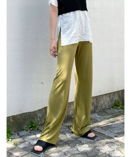 EMODA（エモダ）の「ルーズストレートパンツ（その他パンツ・レディース・アイボリー/ブラック/マスタード・FREE）」の8枚目の写真