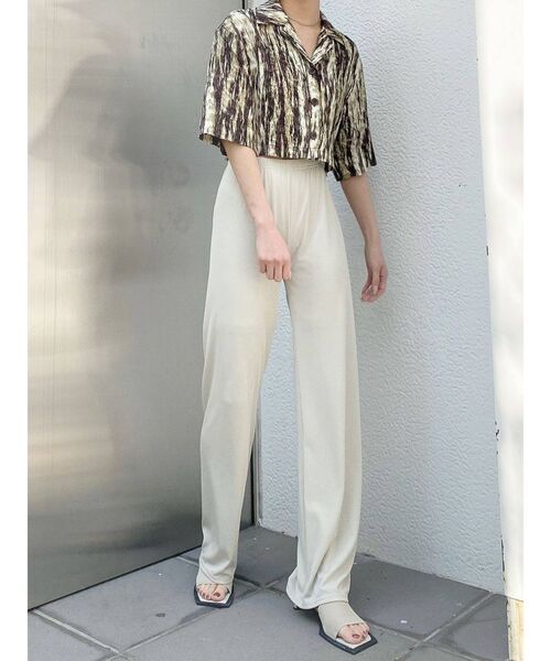 EMODA（エモダ）の「ルーズストレートパンツ（その他パンツ・レディース・アイボリー/ブラック/マスタード・FREE）」の11枚目の写真