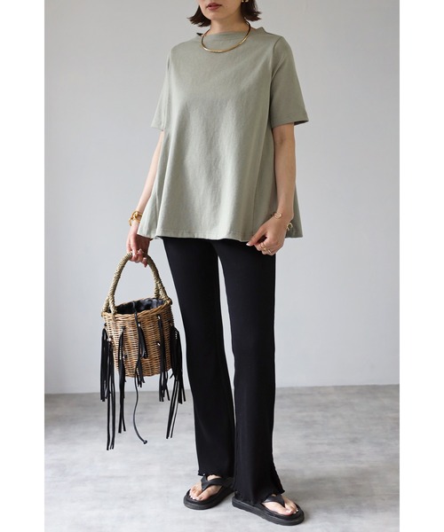 Bonjour Sagan(ボンジュールサガン)の「裾フレアTシャツ(Tシャツ/カットソー・レディース・ホワイト/ピンク/ブラック/ライトカーキ・FREE)」の21枚目の写真