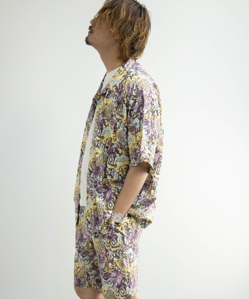 BARCEDOS（バルセドス）の「レーヨン プリント オープンカラー ビッグアロハシャツ（シャツ/ブラウス・メンズ・ホワイト/ネイビー/イエロー/ブルー・LL/M/L）」の20枚目の写真