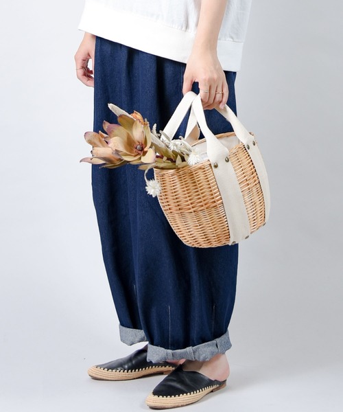 folka（フォルカ）の「【folka(フォルカ)】デニムバルーンパンツ（デニムパンツ・レディース・ブルー/ワンウォッシュ・M/L）」の2枚目の写真