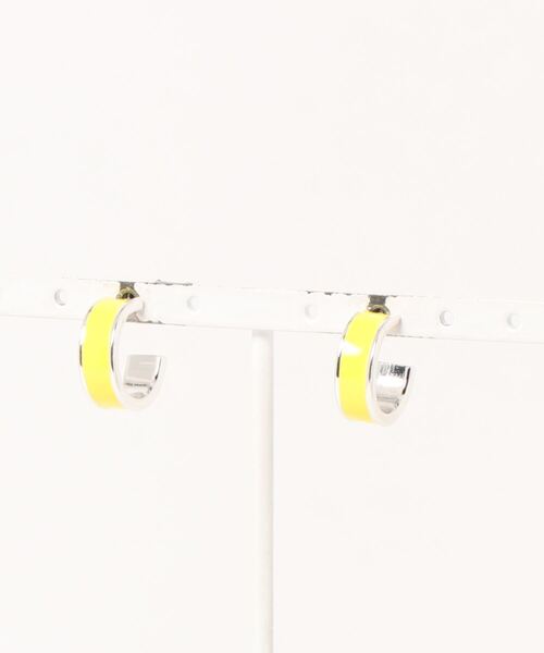 koe(コエ)の「カラーピアス*(ピアス(両耳用)・レディース・ブルー/ブラック/イエロー/レッド/グリーン・FREE)」の1枚目の写真