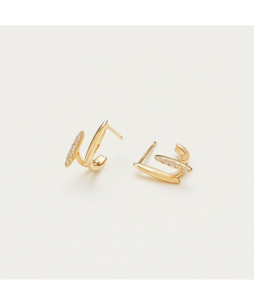 COCOSHNIK(ココシュニック)の「K10ダイヤモンド ダブルマーキース スタッドピアス(ピアス(両耳用)・レディース・アイボリー系・00)」の7枚目の写真
