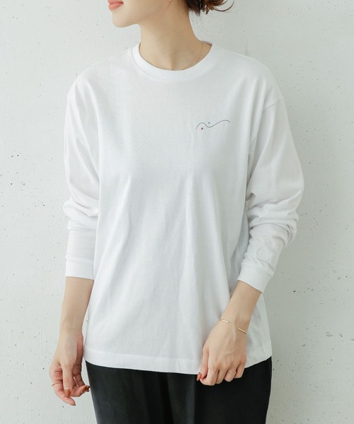 URBAN RESEARCH DOORS(アーバンリサーチドアーズ)の「『別注』Common Noun×DOORS kanaBelgium LONG-SLEEVE TEE(Tシャツ/カットソー・レディース・ホワイト系その他/グレー系その他/ブルー系その他・ONE)」の16枚目の写真