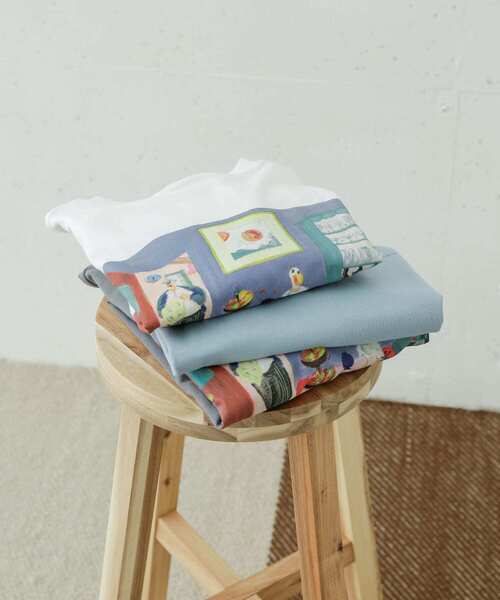 URBAN RESEARCH DOORS(アーバンリサーチドアーズ)の「『別注』Common Noun×DOORS kanaBelgium LONG-SLEEVE TEE(Tシャツ/カットソー・レディース・ホワイト系その他/グレー系その他/ブルー系その他・ONE)」の12枚目の写真